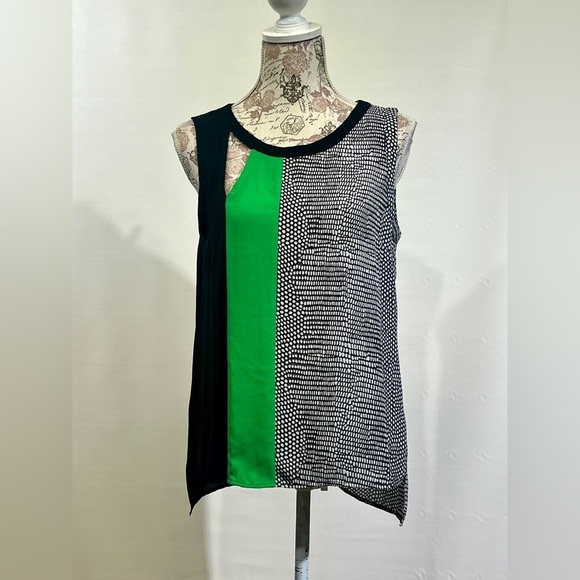 🛍️ BCBG MAX AZRIA Black and green with abstract print sleeveless blouse size S. - Picture 4 of 10